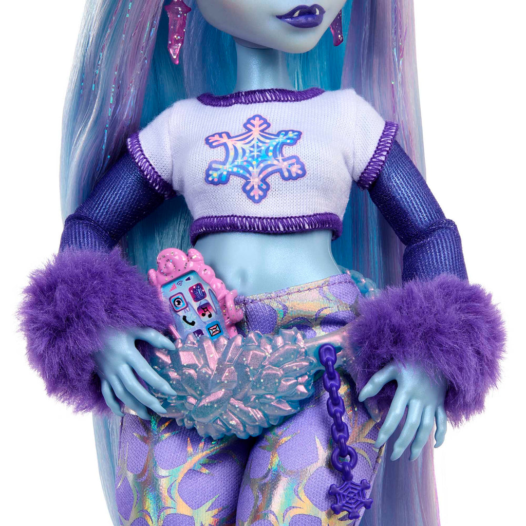 Monster High™ Abbey Bominable™ Bebek ve Aksesuarlar