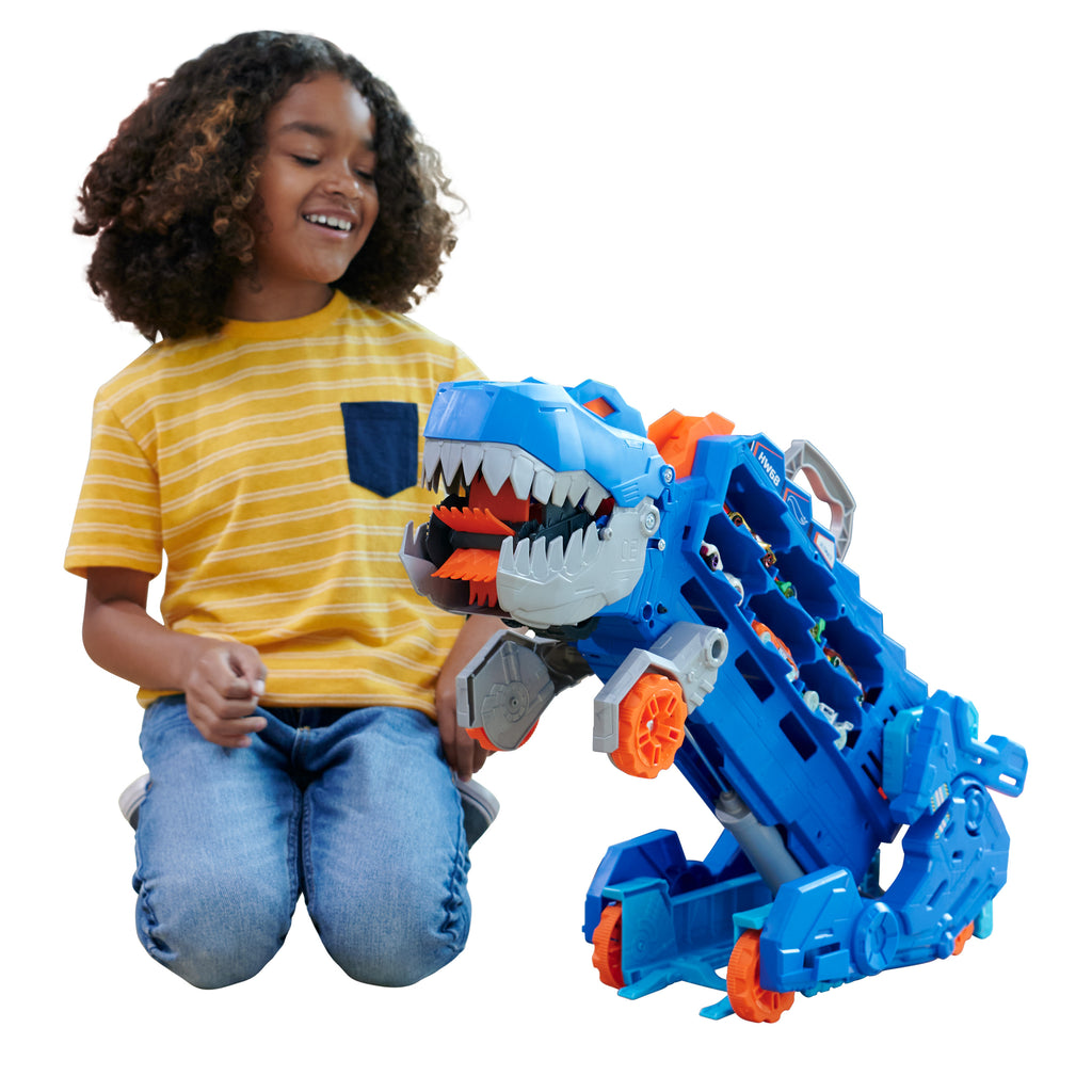 Hot Wheels™ City Ultimate T-Rex Tır – Işıklı Sesli Dönüşen Taşıyıcı ve Yarış Pisti Seti