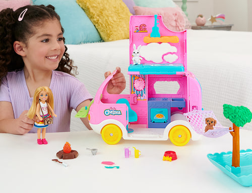 Barbie Chelsea 2'si 1 Arada Karavan Oyun Seti