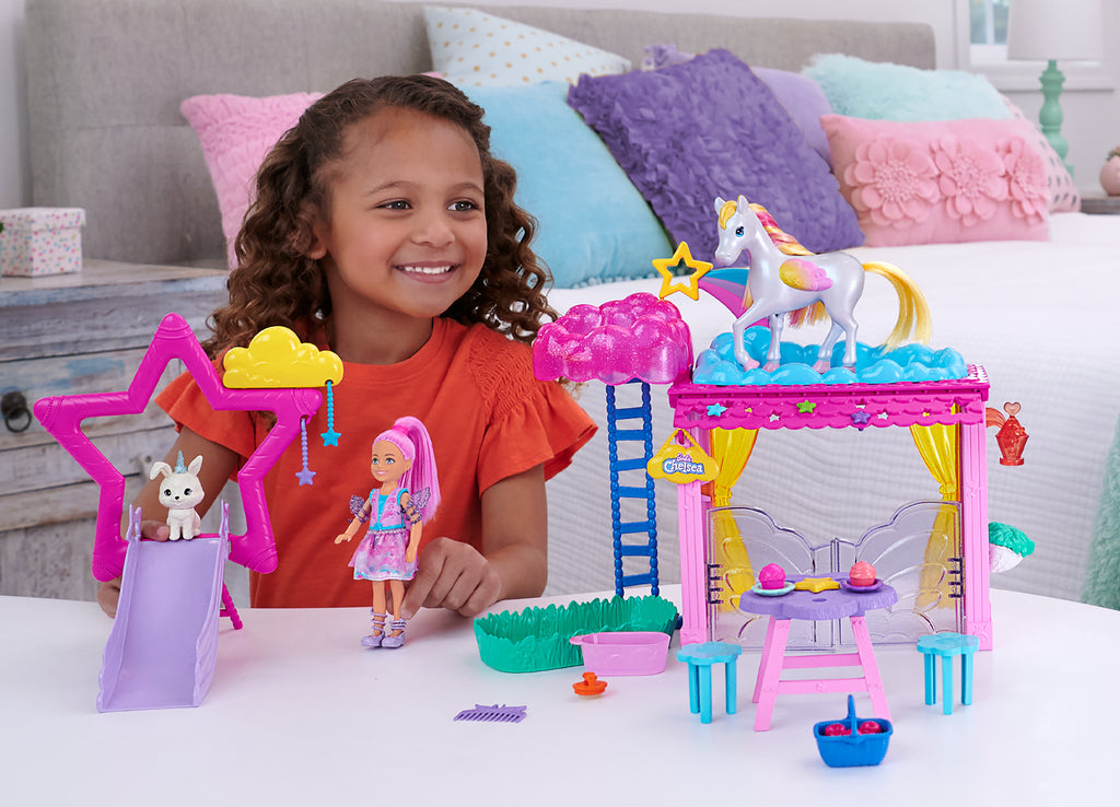 Barbie A Touch Of Magic Chelsea ve Pegasus Oyun Seti