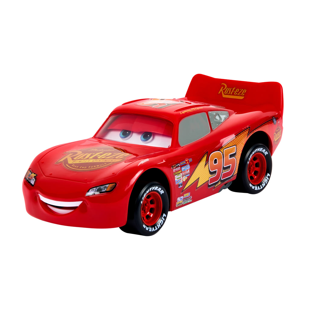 Disney ve Pixar Cars, hareketli gözlere ve ağza sahip Hareketli Dostlar Şimşek McQueen oyuncak arabası