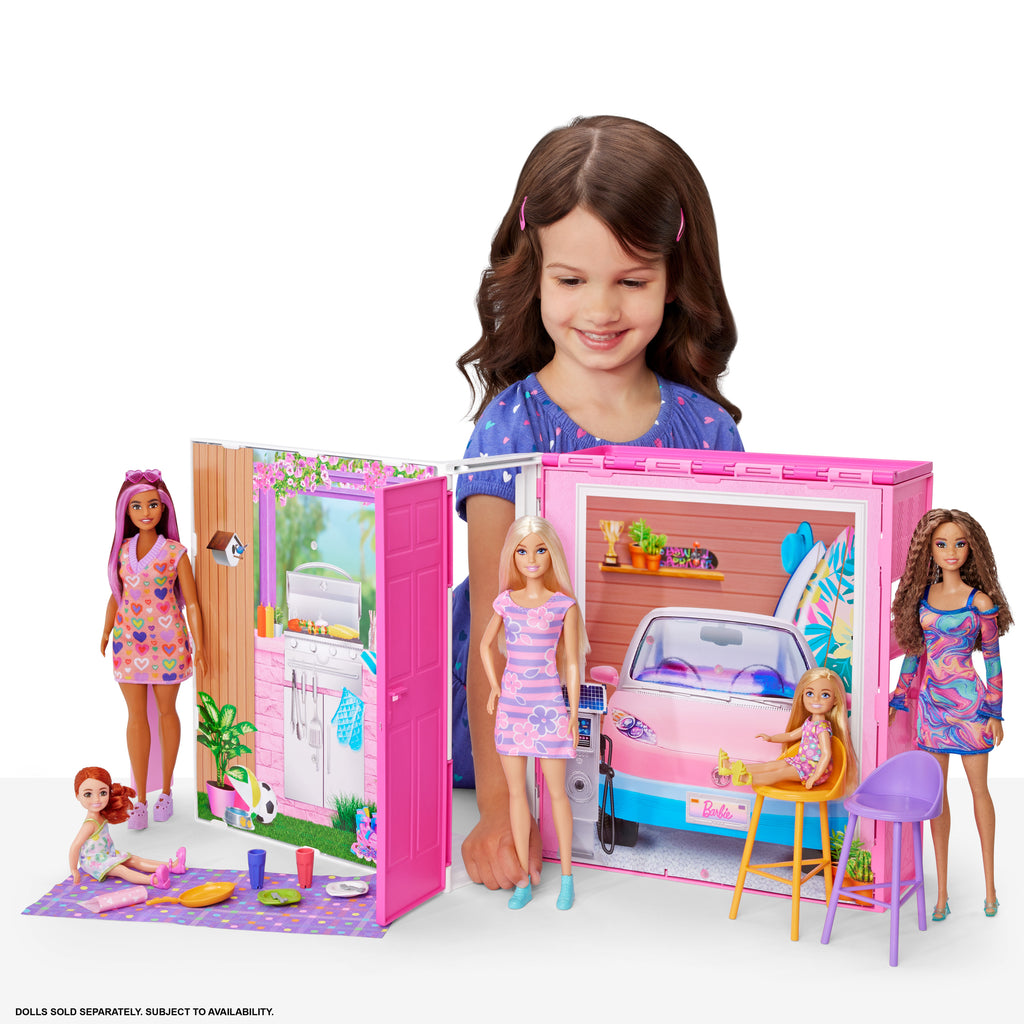 Barbie'nin Yeni Portatif Evi 2024, 4 oyun alanı ve 11 dekorasyon aksesuarı bulunan bebek evi oyun seti