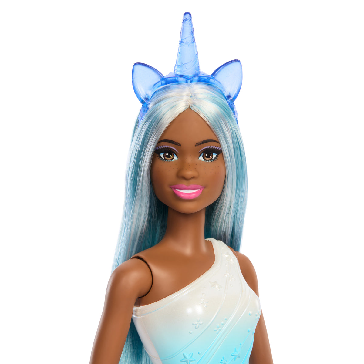Renkli saçları, renkli kıyafetleri ve tek boynuzlu at temalı aksesuarları ile Barbie Tek Boynuzlu At Bebekler