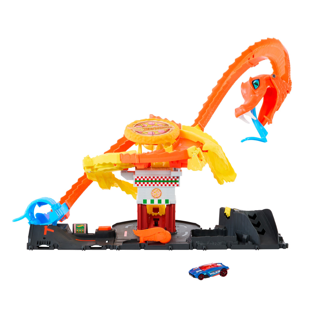 Hot Wheels Pizza Dükkanında Kobra Macerası Oyun Seti ve 1:64 ölçekli oyuncak araba