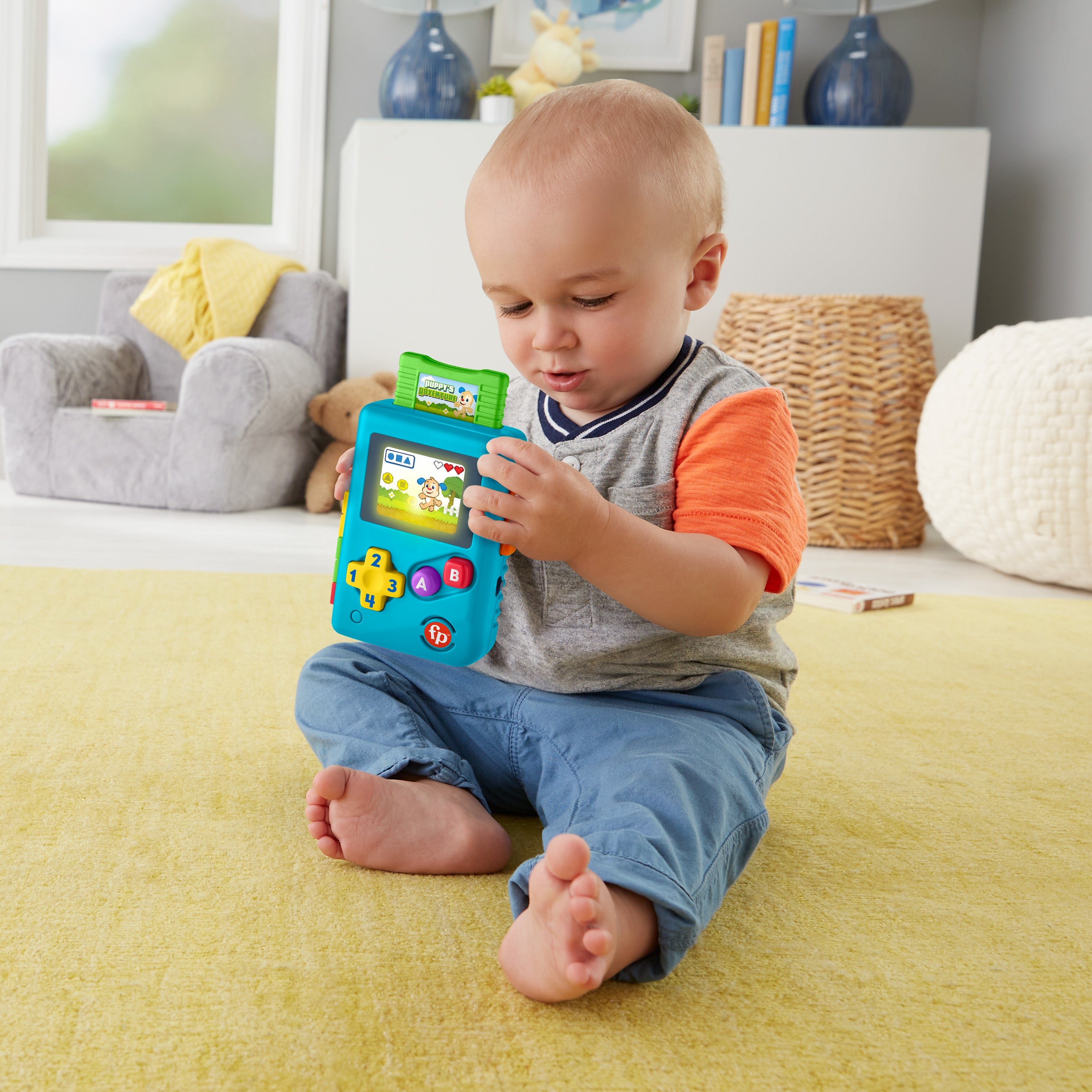 Türkçe dil desteğiyle bebekler ve yürüme çağındaki çocuklar için Fisher-Price® Eğlen ve Öğren® Köpekçiğin Oyun Macerası oyun konsolu oyuncağı