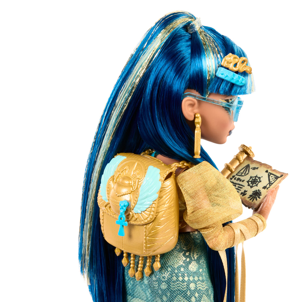 Evcil hayvanı Hissette ve aksesuarlarıyla Monster High Cleo De Nile bebek