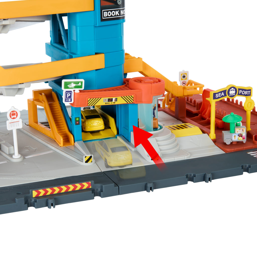 1:64 ölçekli taksi, tekne ve helikopterin yanı sıra yiyecek arabası aksesuarı (3 araç, 1 aksesuar) ile Matchbox Aksiyon Sürücüleri Şehir Maceraları Oyun Seti