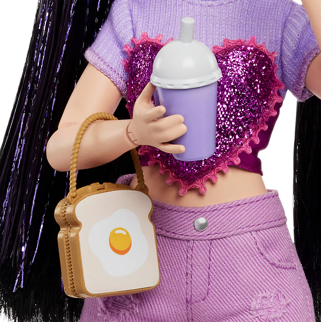 Barbie Rüya Arkadaşlar Renee bebek ve yiyecek temalı 11 aksesuar