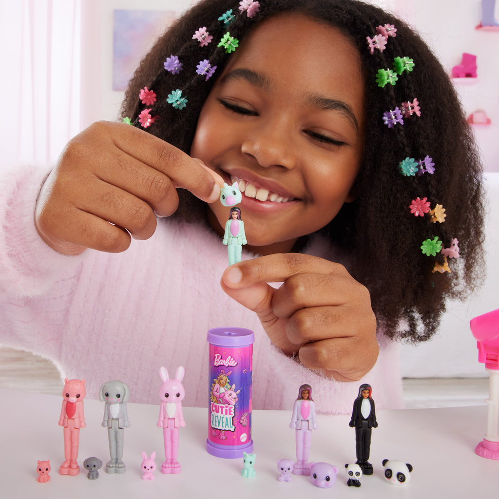 Barbie Mini BarbieLand Cutie Reveal Sürpriz Bebek ve Pelüş Hayvan Dostu Figürü (4 cm)