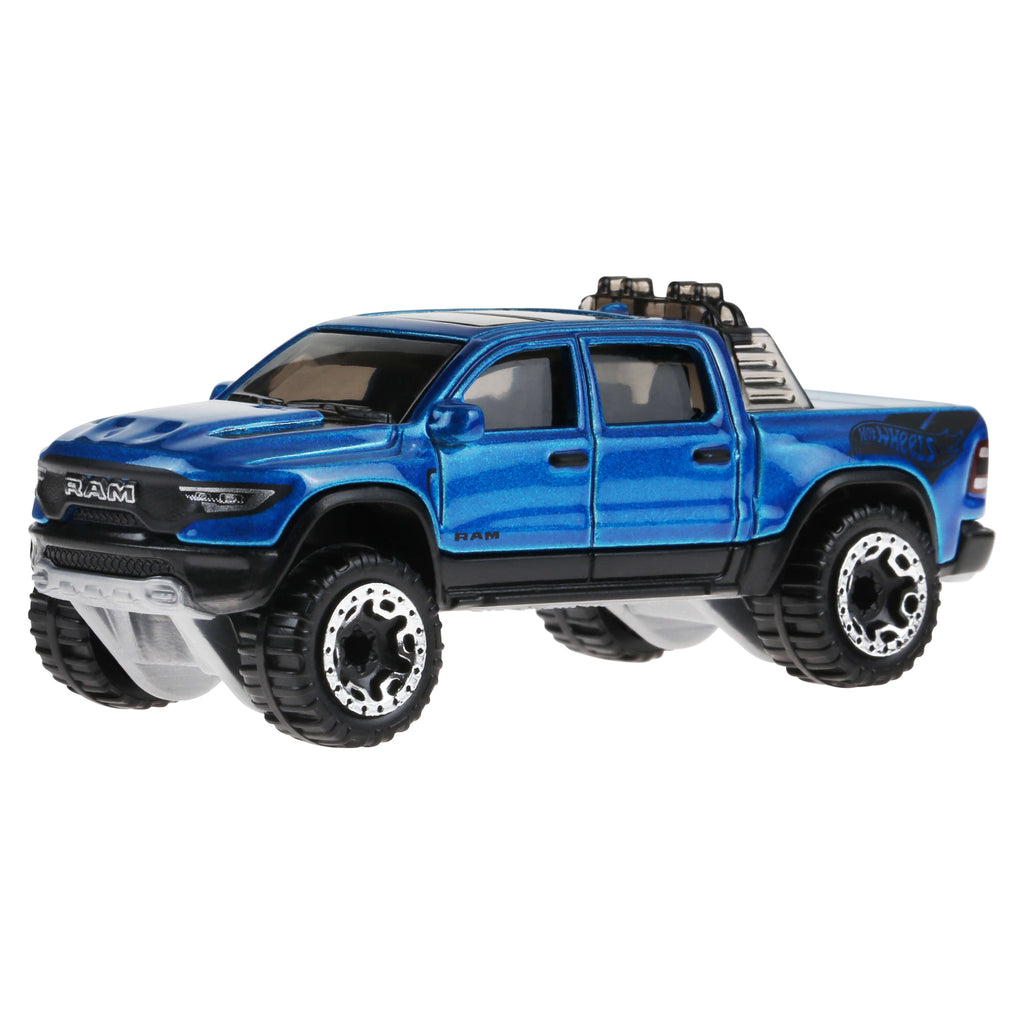 Hot Wheels 1:64 ölçekli metal oyuncak kamyonlar, 10'lu set (Stiller çeşitlilik gösterebilir)