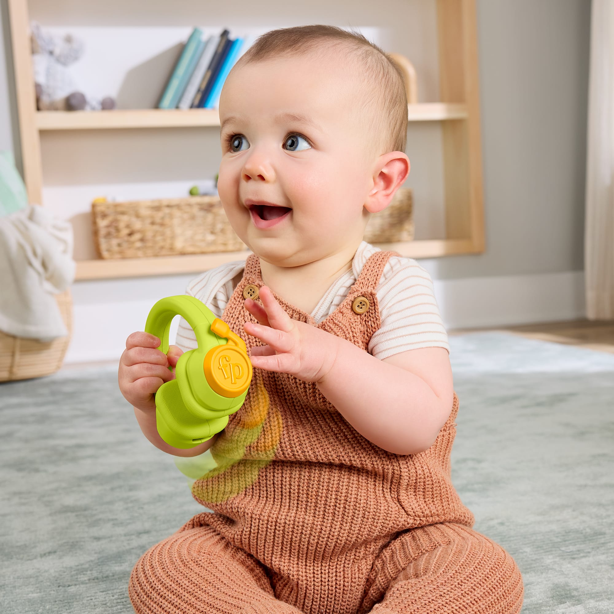 Fisher-Price Minik Oyuncu hediye seti, yenidoğanlara yönelik 3 adet gelişime yardımcı oyuncak