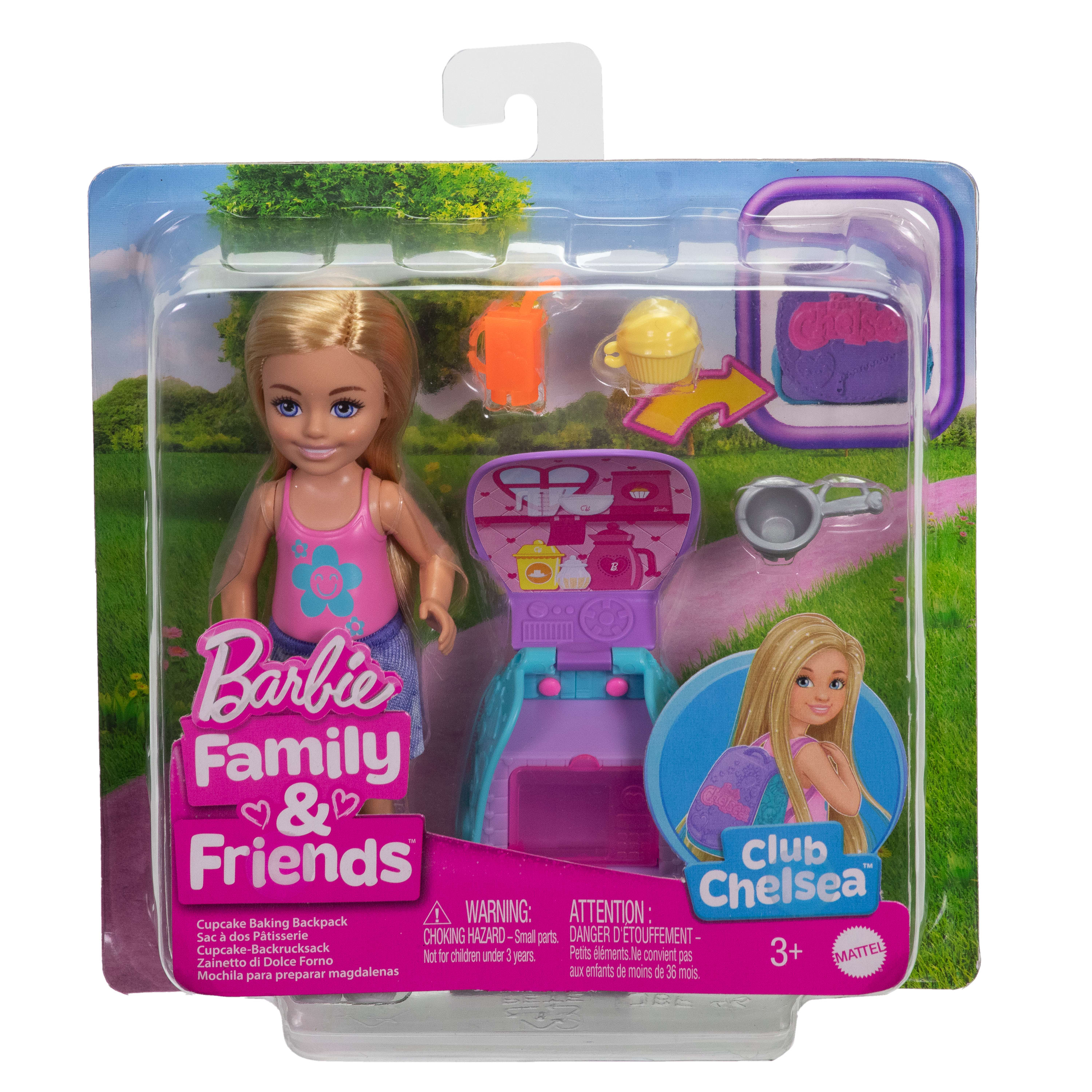 BARBIE Aile ve Dostlar Chelsea Kapkek Pişirme Çantası Chelsea bebek ve aksesuarları, oyuncak kapkek ile sırt çantası
