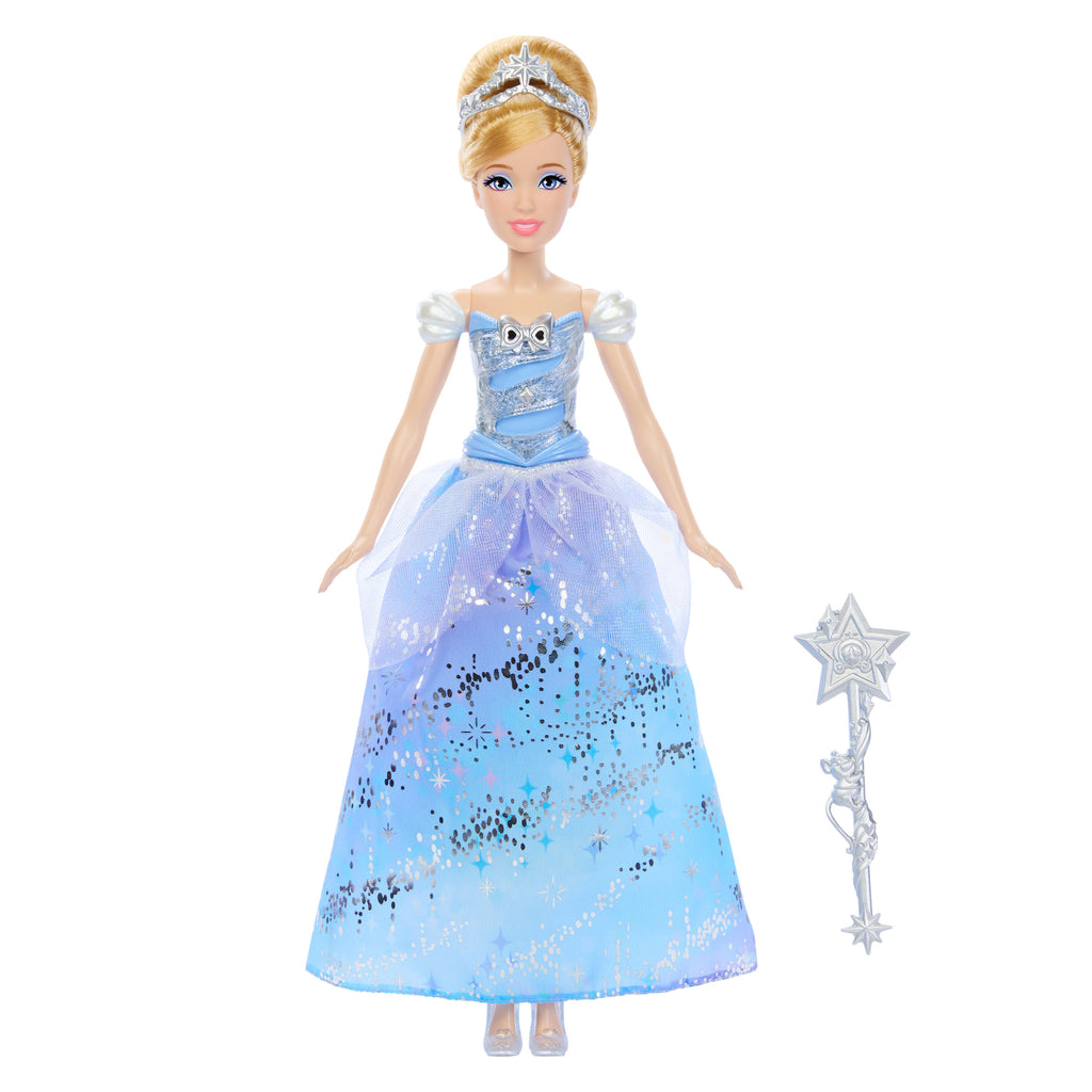 Işıklı ve sesli elbisesi ile filmden ilham alan Disney Prensesi Sihirli Balo Elbiseli Cinderella bebek