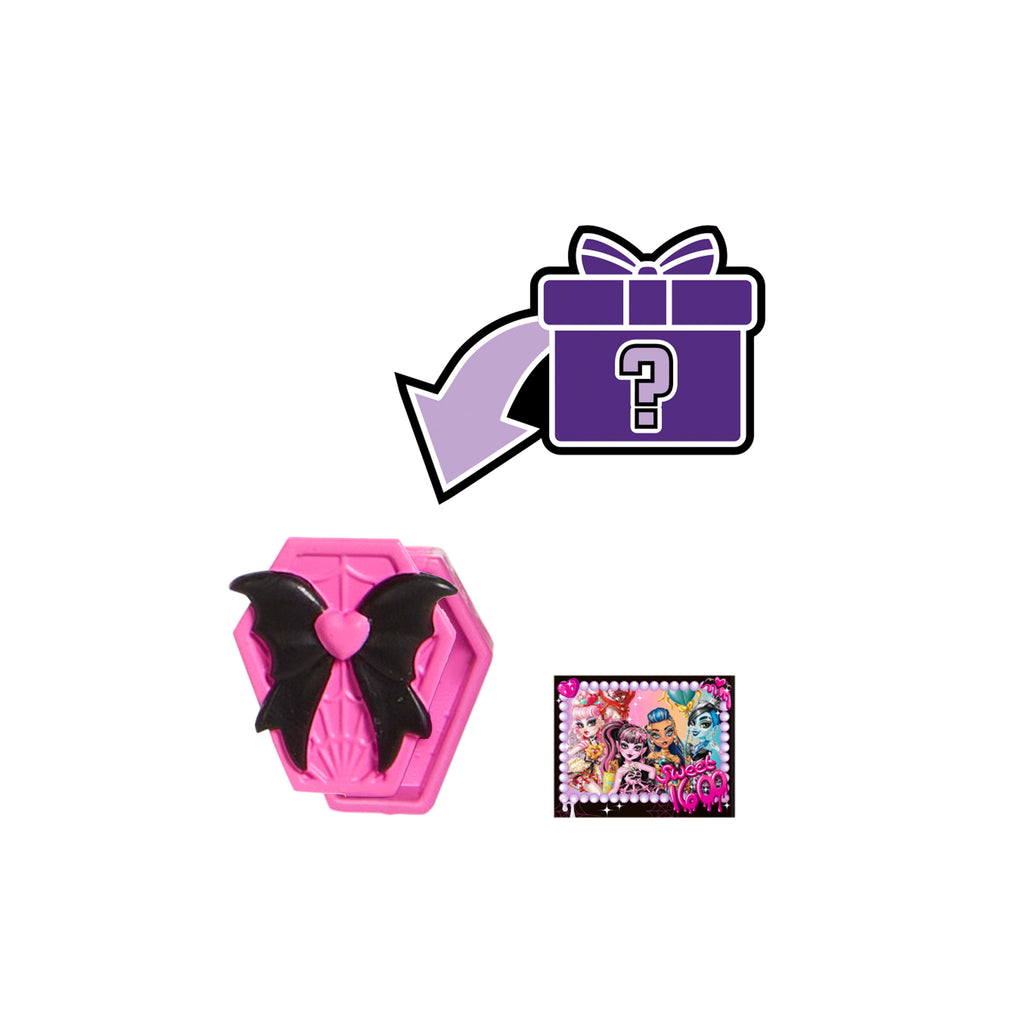 Balon ve hediye gibi aksesuarlarla parti elbisesi giyen Monster High Doğum Günü bebekler