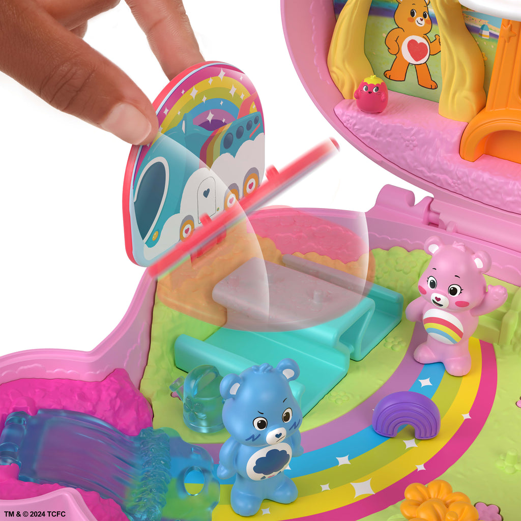Polly Pocket ve Care Bears bebekler ve oyun seti, oyuncak araba ve temalı aksesuarlar, mini seyahat oyuncağı