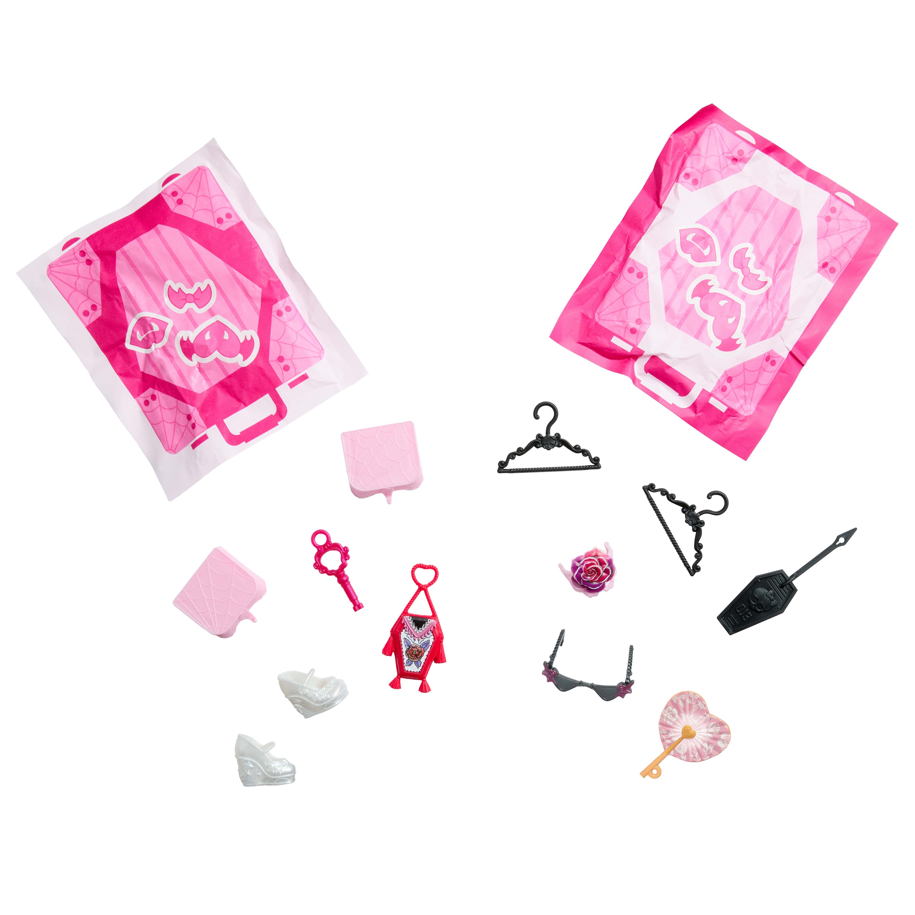 Monster High Gizemli Arkadaşlar Muhteşem Tatil oyun seti, Draculaura bebek ve aksesuarlar