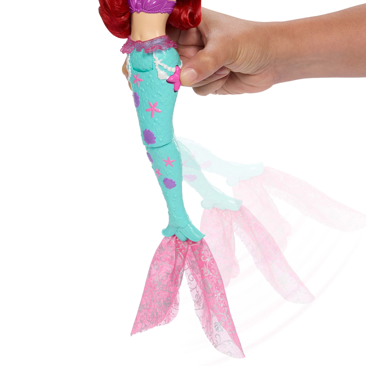 Disney Prensesi Okyanustaki Dostlarım Ariel yüzen deniz kızı bebek, su püskürten oyuncak, figür ve 4 aksesuar