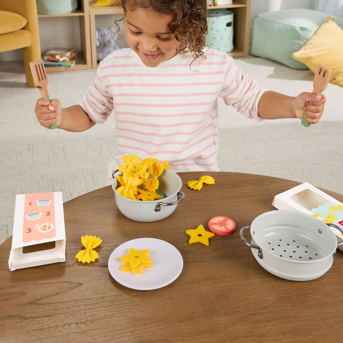 Fisher-Price Tencere ve Makarna Şefi Ahşap Oyun Seti (31 Parça)
