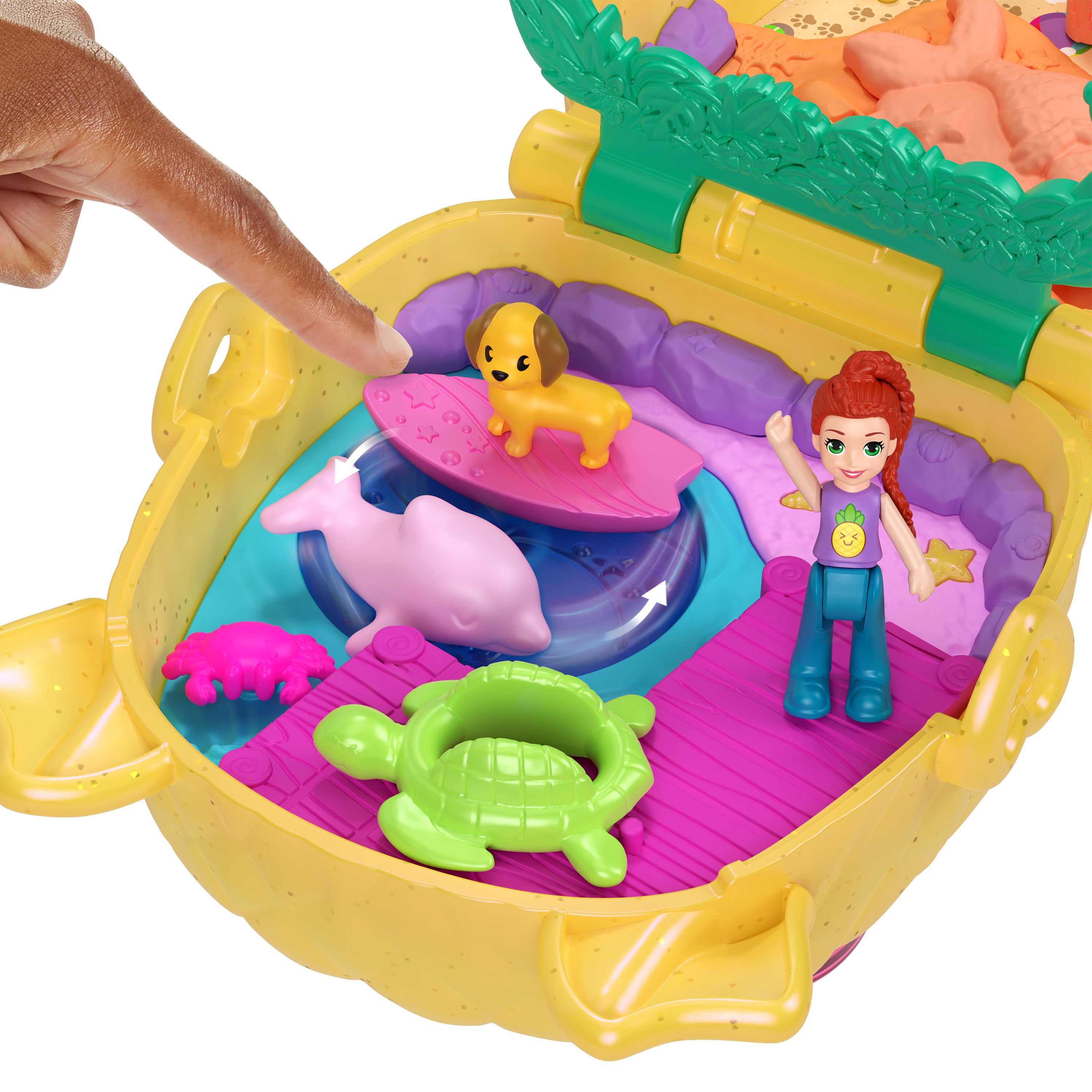 Polly Pocket Ananas Köpekçik Plajı mini oyun seti, 1 mikro bebek ve evcil hayvanlar dahil 8 aksesuar