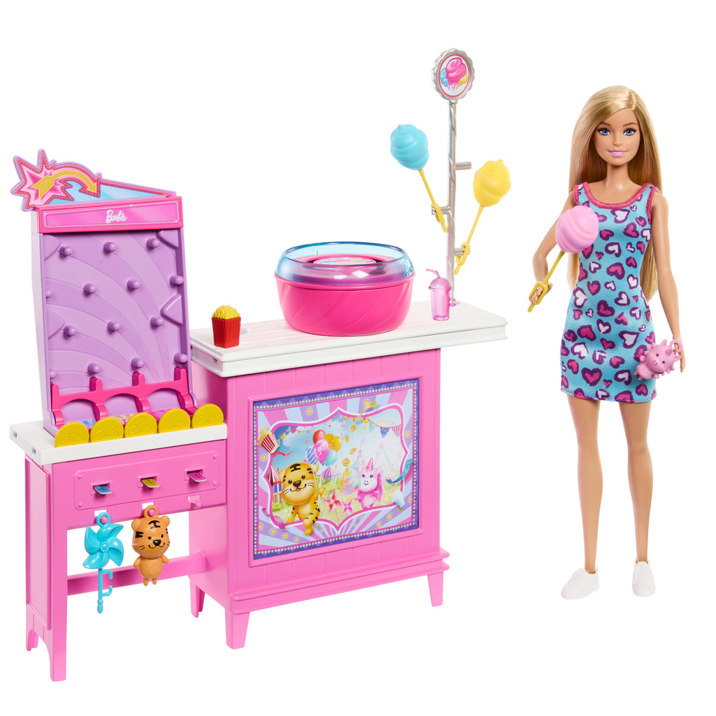 Barbie Mysteries: Beach Detectives Barbie "Malibu" bebek, pamuk şeker makinesi ve aksesuarlar ile oyun seti