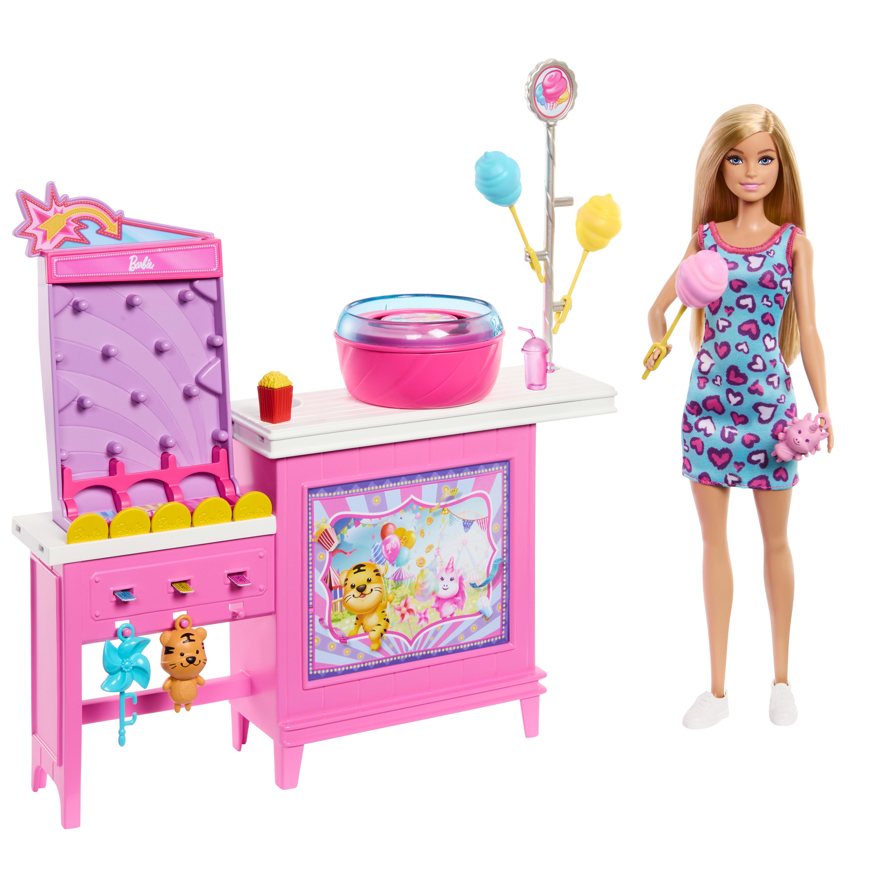 Barbie Mysteries: Beach Detectives Barbie "Malibu" bebek, pamuk şeker makinesi ve aksesuarlar ile oyun seti