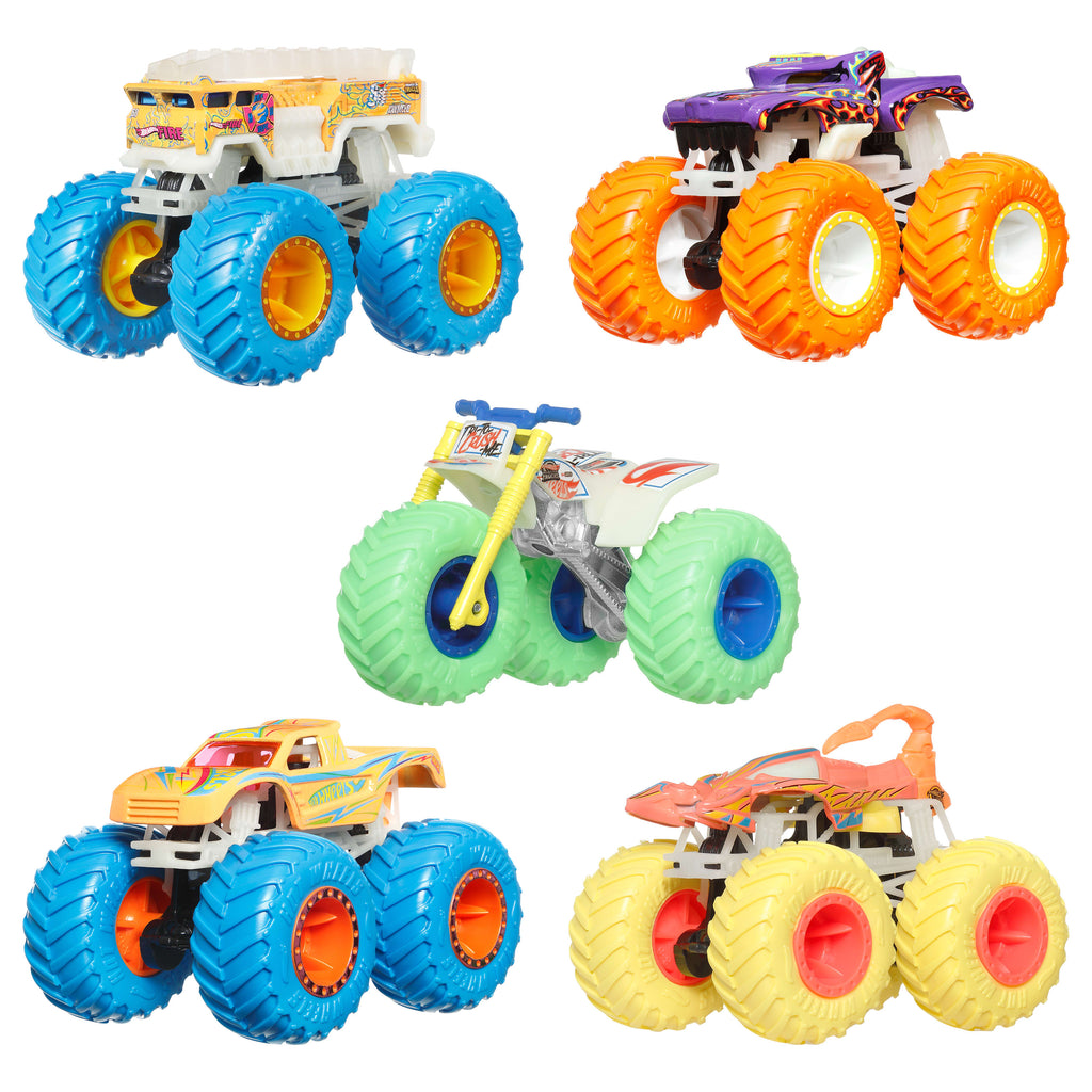 Hot Wheels Monster Trucks Karanlıkta Parlayan Araç 1:64 (Sürpriz Asorti)