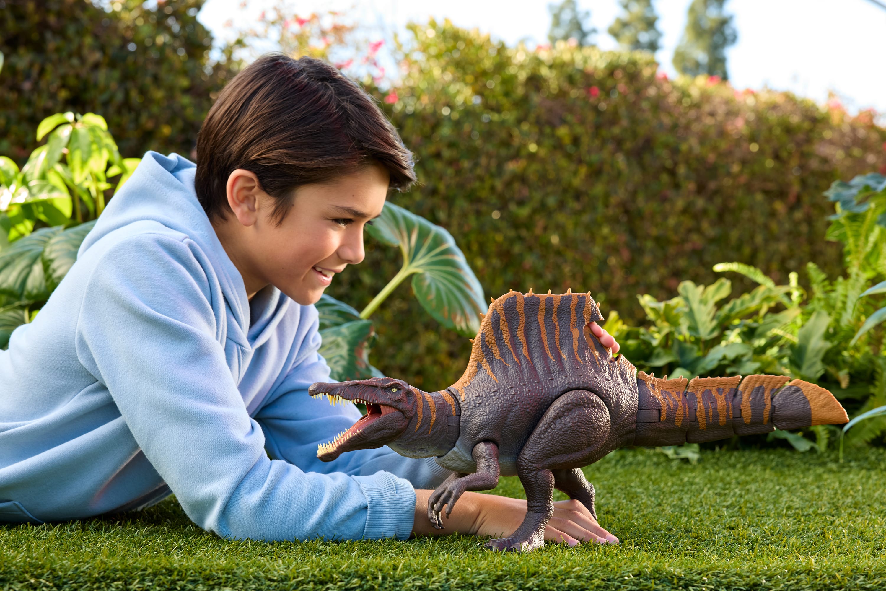 Jurassic World Spinosaurus Figürü, 2 saldırı hareketine sahip dinozor oyuncağı