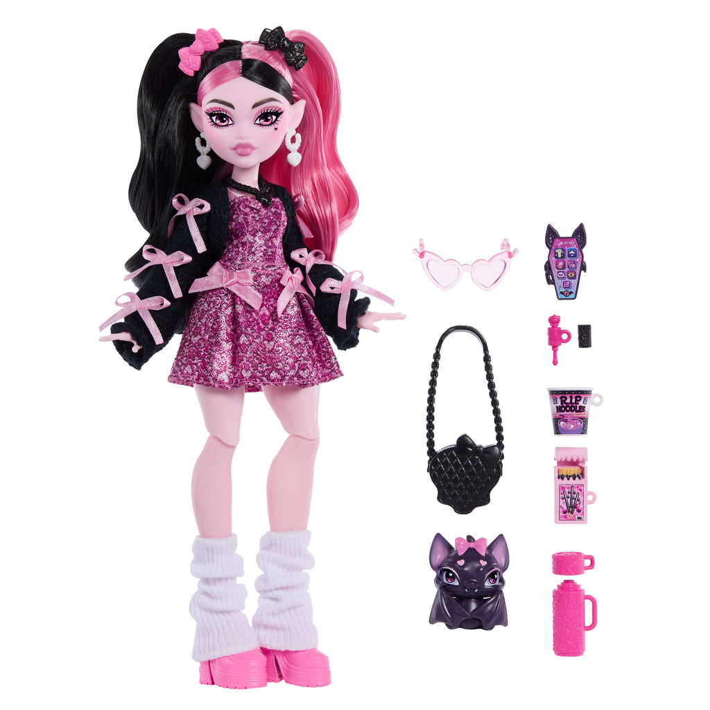 Kurdele detaylı elbise giyen Monster High Draculaura bebek, evcil yarasası Kont Fabulous ve 7 aksesuar