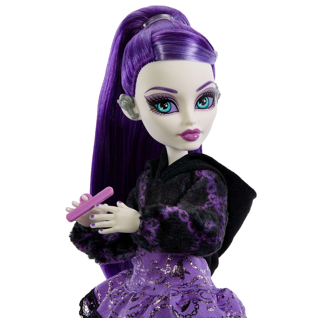13 gerçekçi aksesuar ile Monster High Güzellik Sırları Spectra Vondergeist bebek