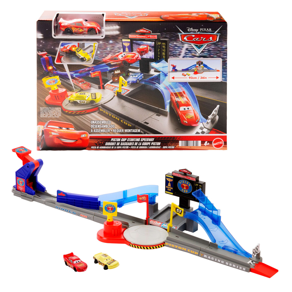 Disney ve Pixar Cars Piston Kupası Akrobasi Hız Pisti oyun seti ile Şimşek McQueen oyuncak araba