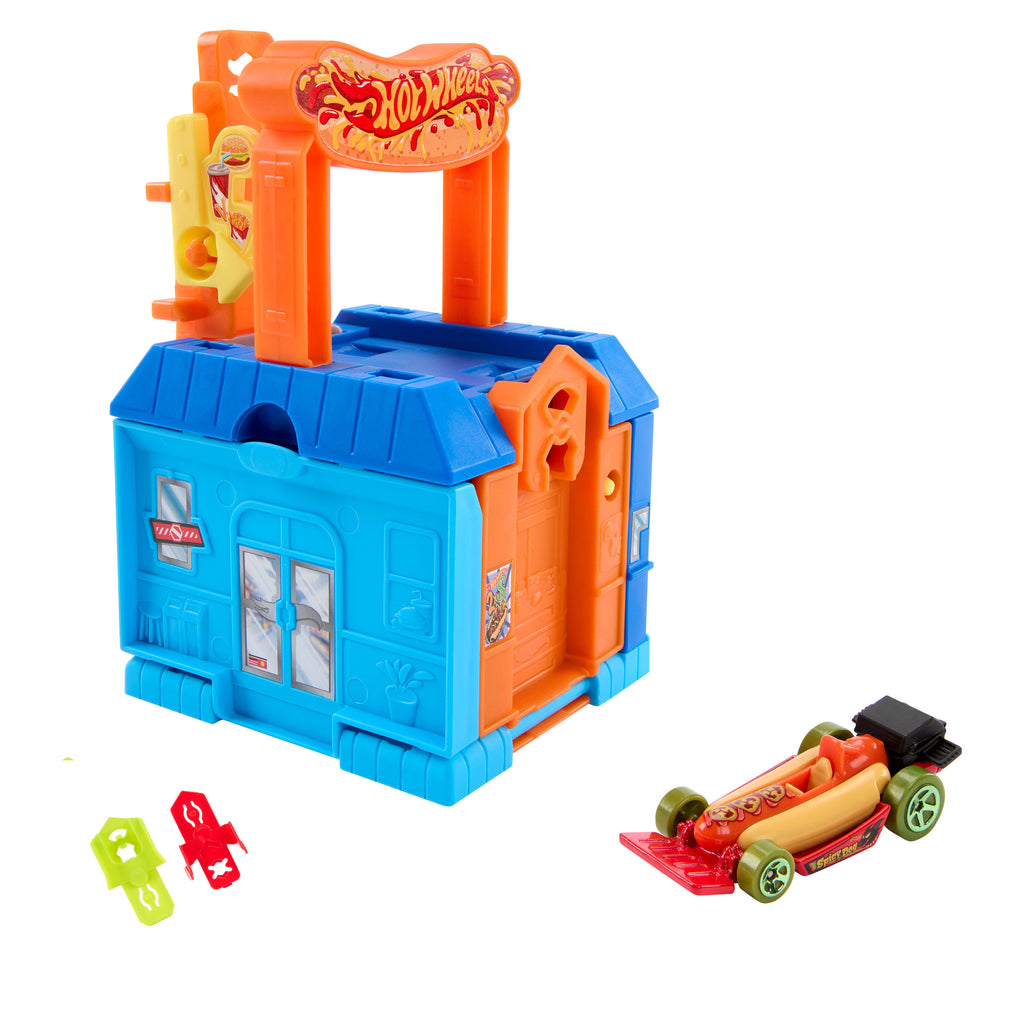 Hot Wheels katlanarak taşınabilir oyun seti ve 1:64 ölçekli metal oyuncak araba (Stiller çeşitlilik gösterebilir)