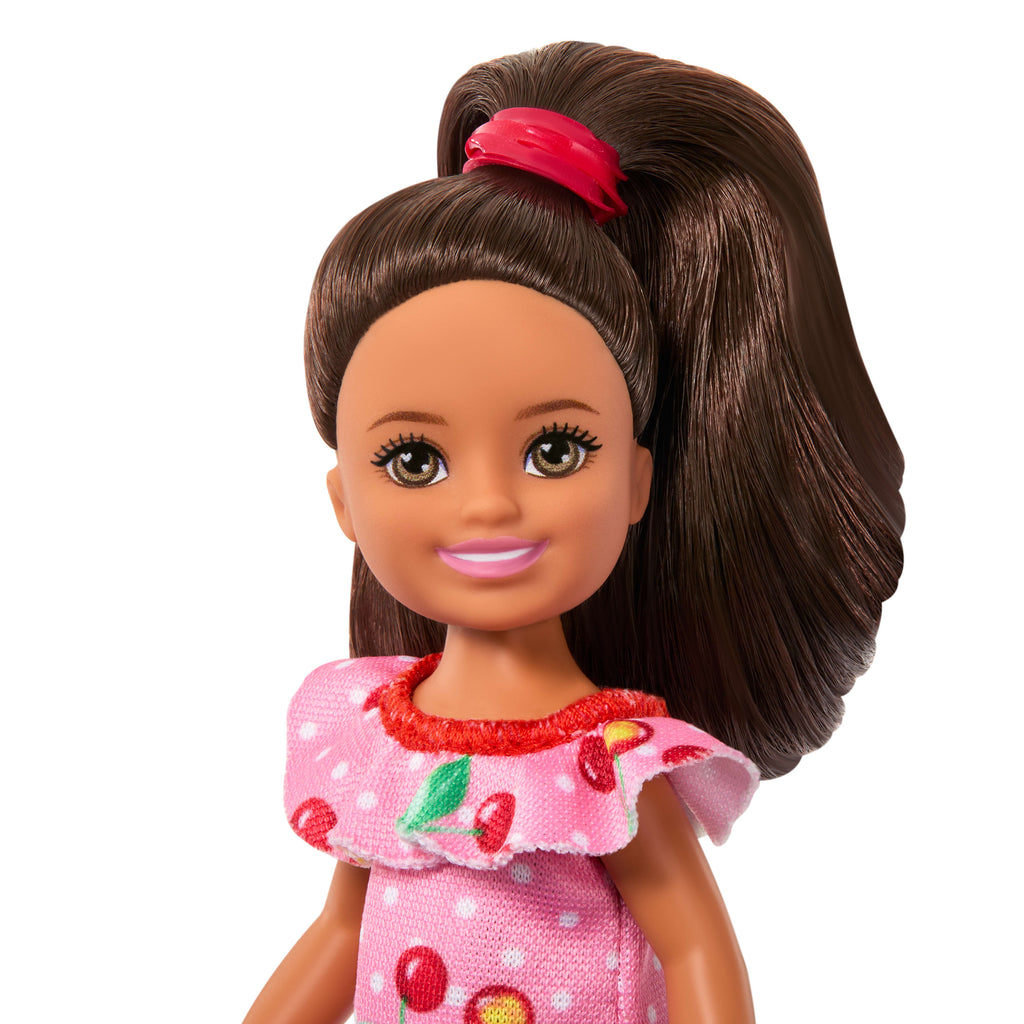 Barbie Chelsea küçük bebek