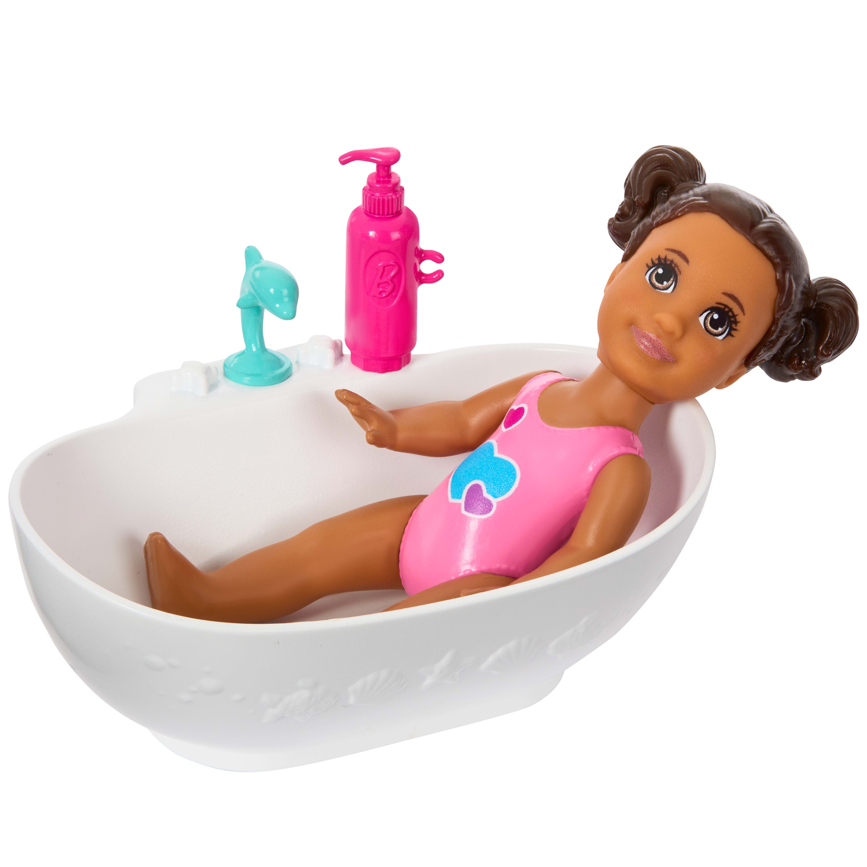 Barbie Skipper Bebek Bakıcıları Banyo Zamanı oyun seti