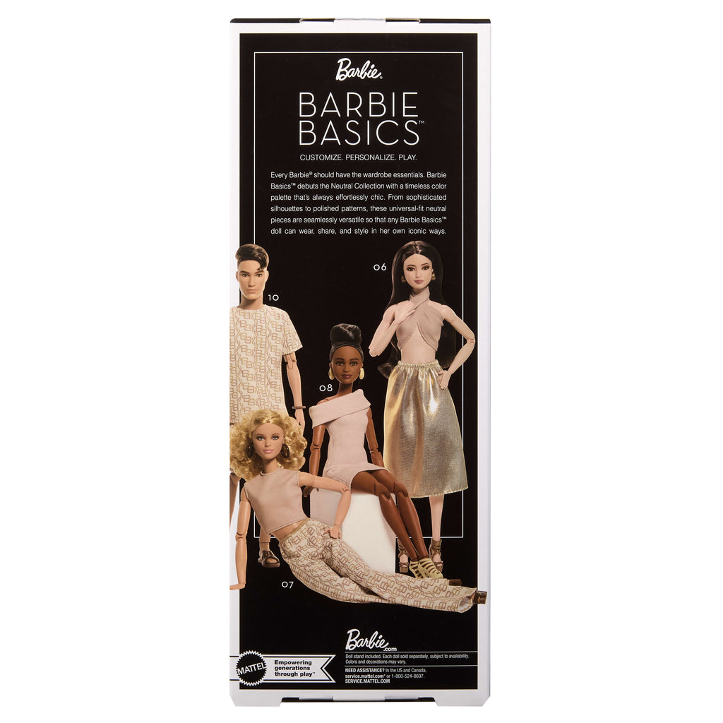 Barbie Basics Model 07 Moda Bebeği – Sarışın Saçlı, Altın Rengi Baskılı Beyaz Pantolon Kombinli Sergilik Bebek