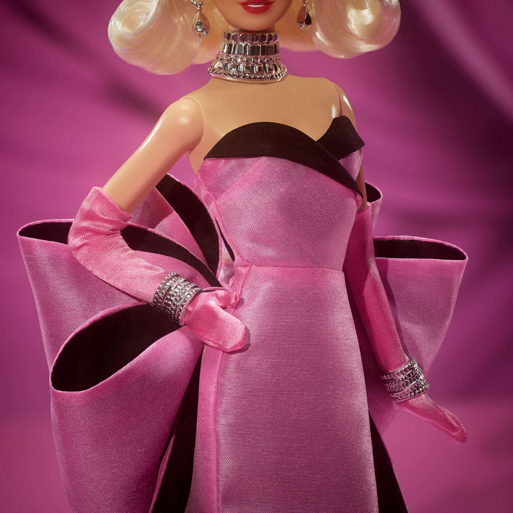 Koleksiyona Uygun Barbie Signature Marilyn Monroe Bebek, filmden ilham alan ikonik pembe elbise ve elmas mücevherler