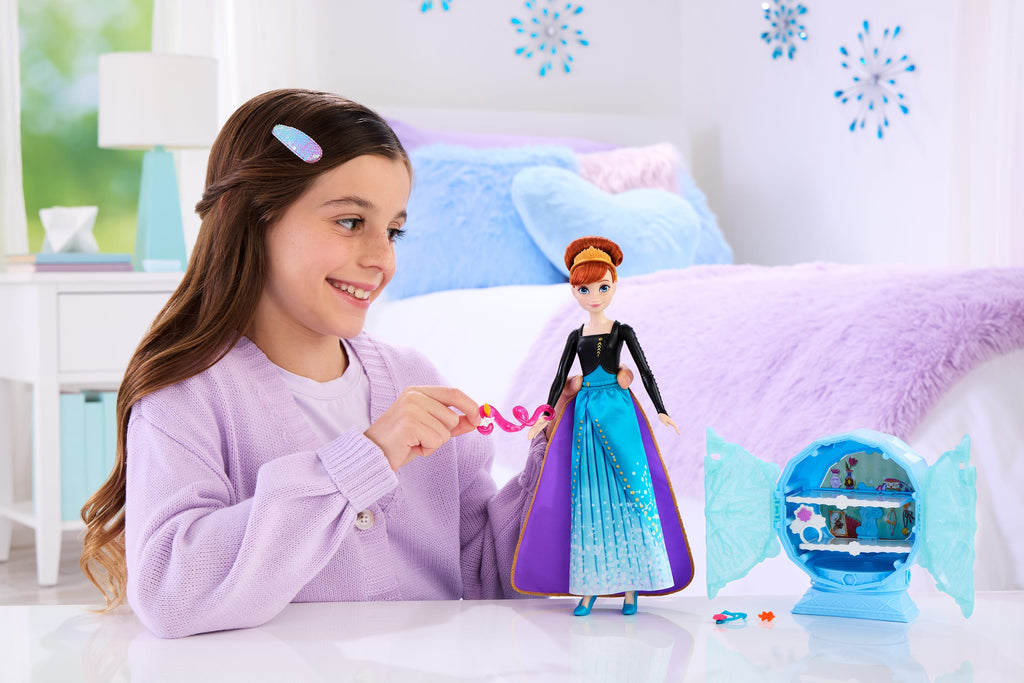Disney Karlar Ülkesi Sürpriz Takılar Anna bebek ve değerli taş kutusu dahil 8 sürpriz ve 10 aksesuar