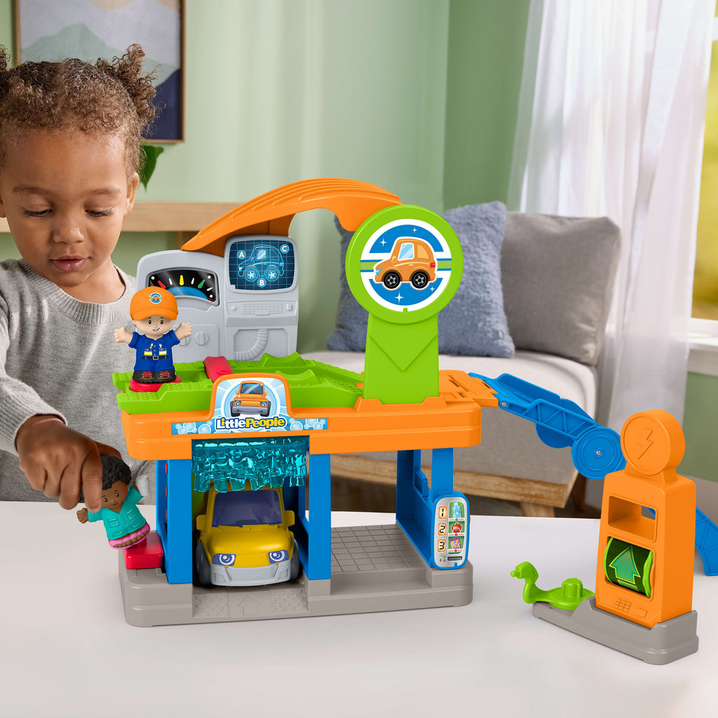 Fisher-Price Little People Fillin' Fun Servis İstasyonu oyun seti