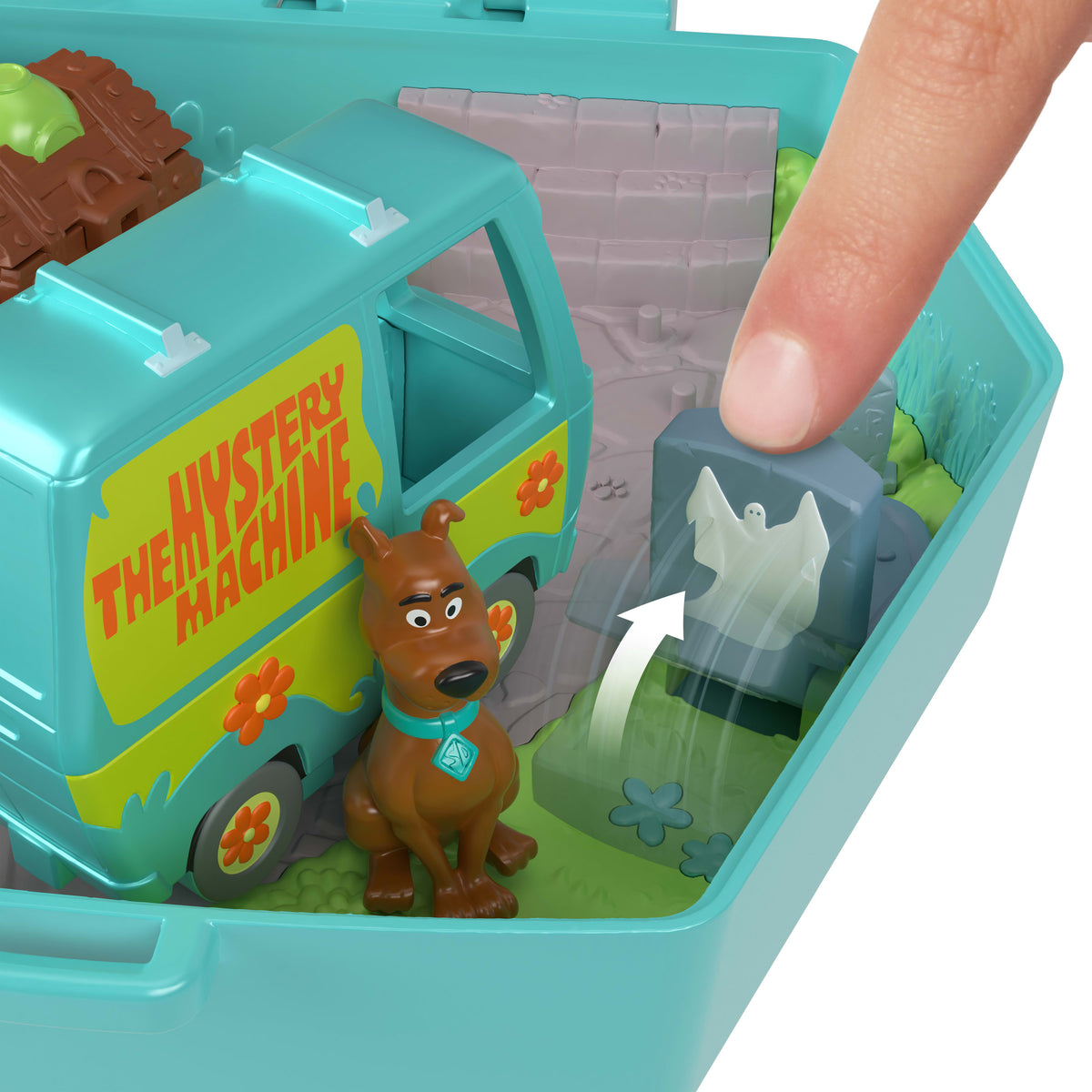 Polly Pocket mini bebekler ve oyun seti, Scooby Doo ortaklığını simgeleyen Scooby ve Velma, oyuncak araba