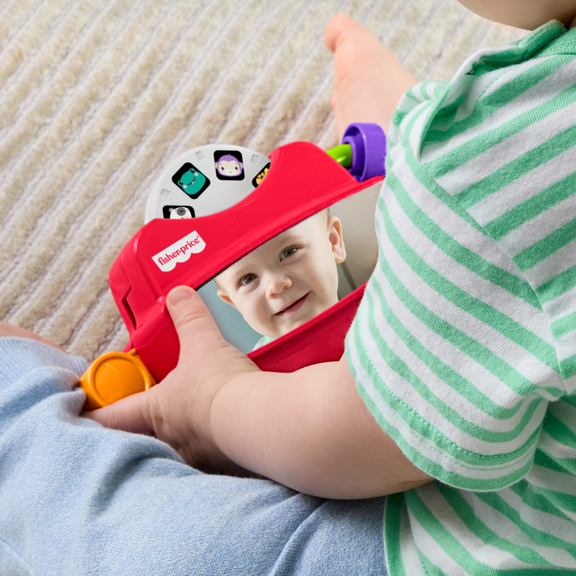 Fisher-Price Aynalı Aktivite Oyuncağı, ince motor becerilerinin gelişimine yardımcı oyuncak