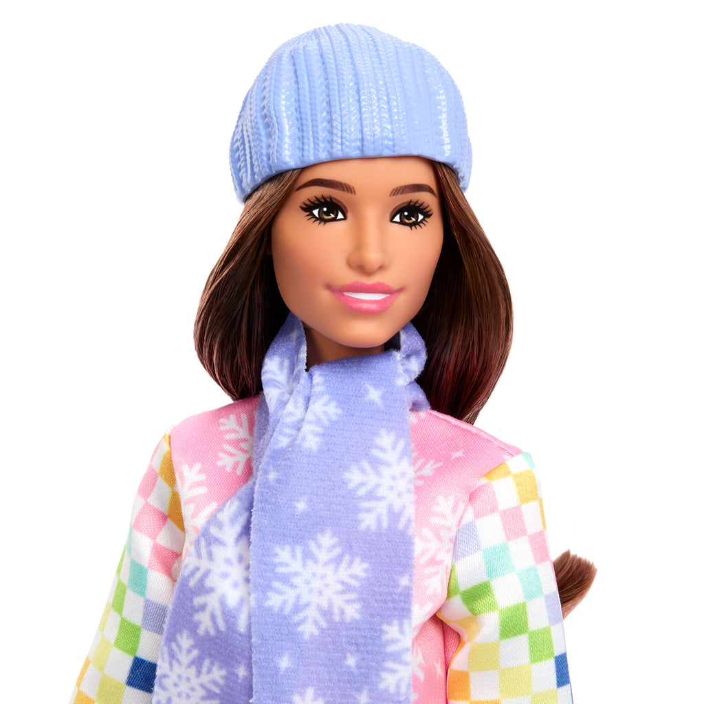 Pembe montu ve renk değiştiren snowboard dahil 10'dan fazla aksesuarıyla Barbie Kariyer Bebekleri snowboard sporcusu bebek