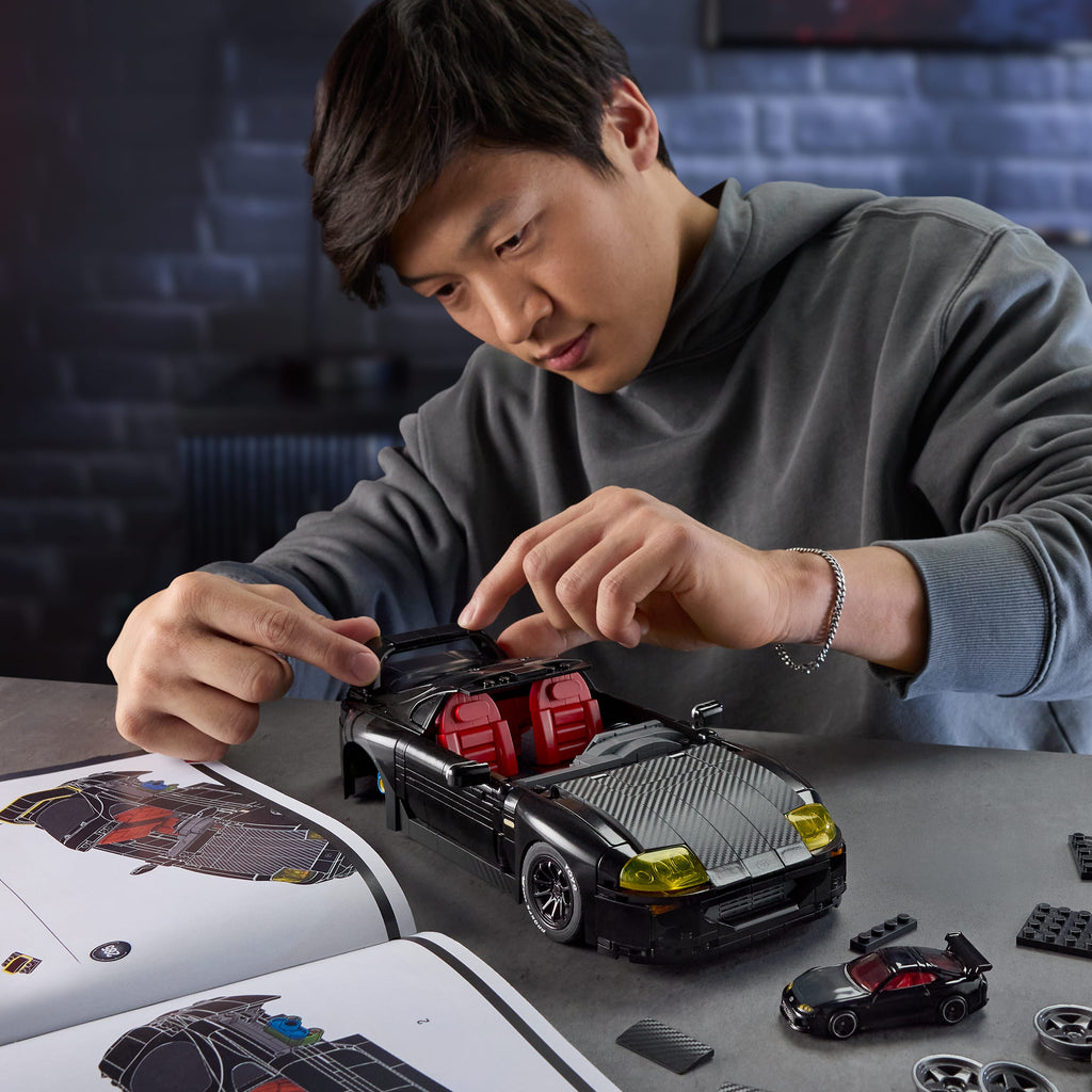 Mattel Brick Shop Hot Wheels '94 Toyota Supra MkIV Yapım Seti (824 Parça)