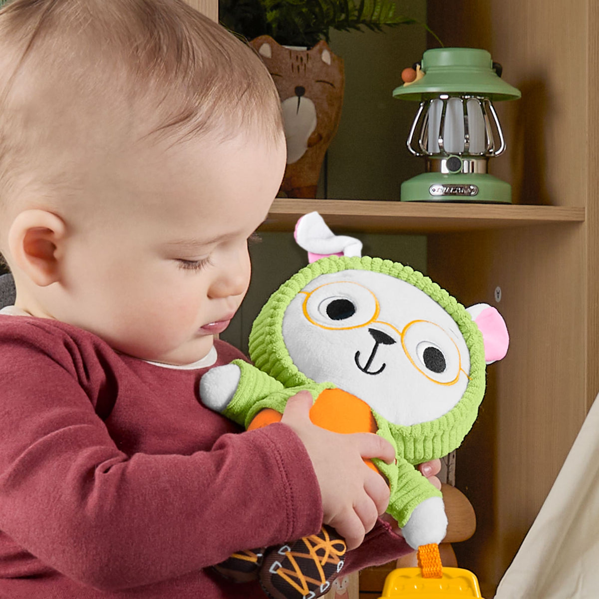 Fisher-Price Kamp Zamanı Sarılma Arkadaşım Tavşancık, dişliği olan duyusal gelişime yardımcı pelüş bebek oyuncağı