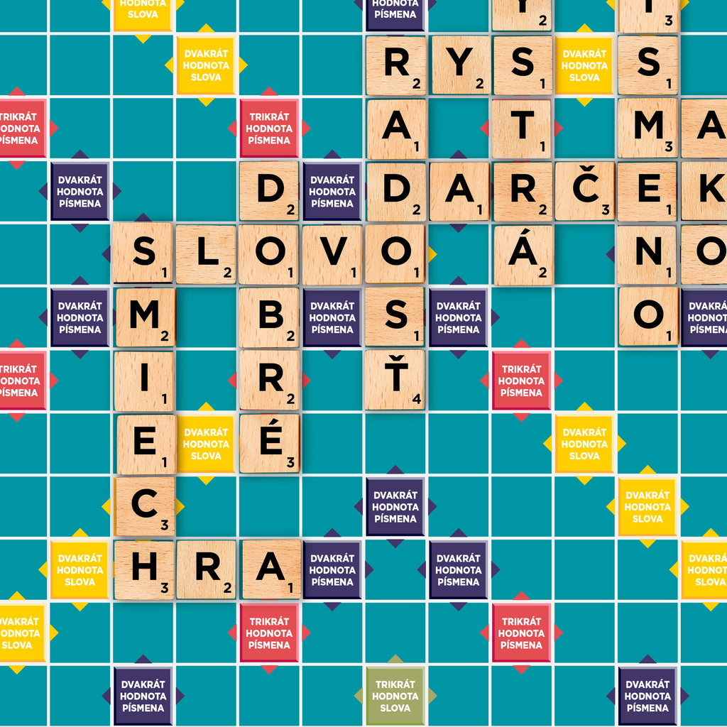 Scrabble aileyle oynanan kelime bulmalı kutu oyunu; ahşap taşlar, taş tahtaları ve iki oyun seçeneği, Türkçe