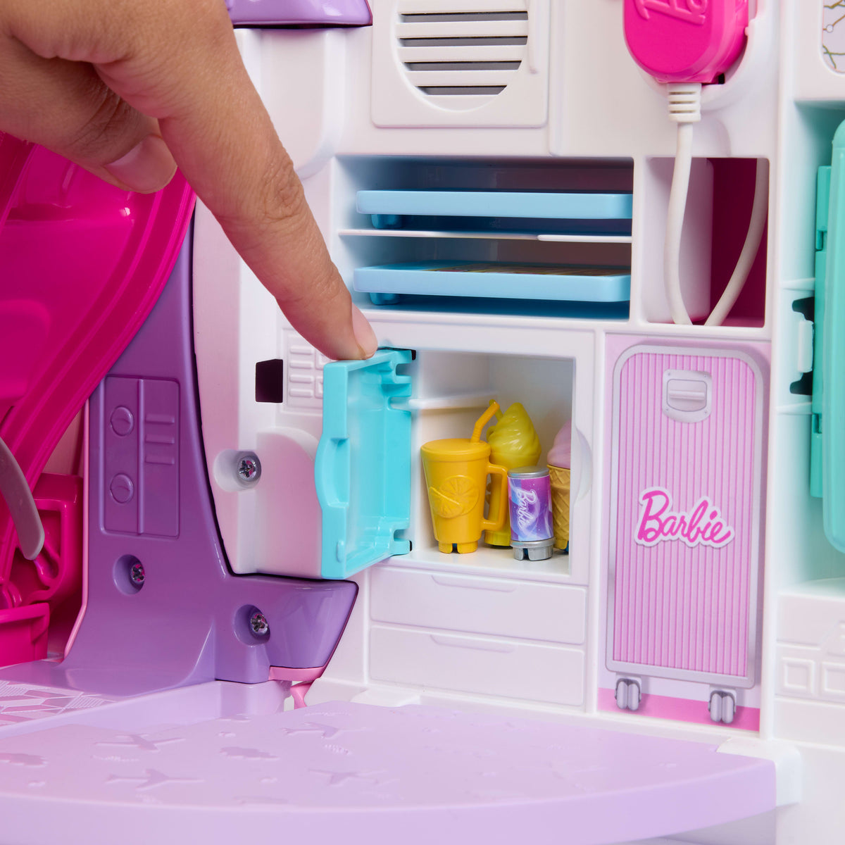 BARBIE Rüyalar Ülkesi Barbie'nin Rüya Uçağı, çalışan mikrofon ve 14 aksesuar