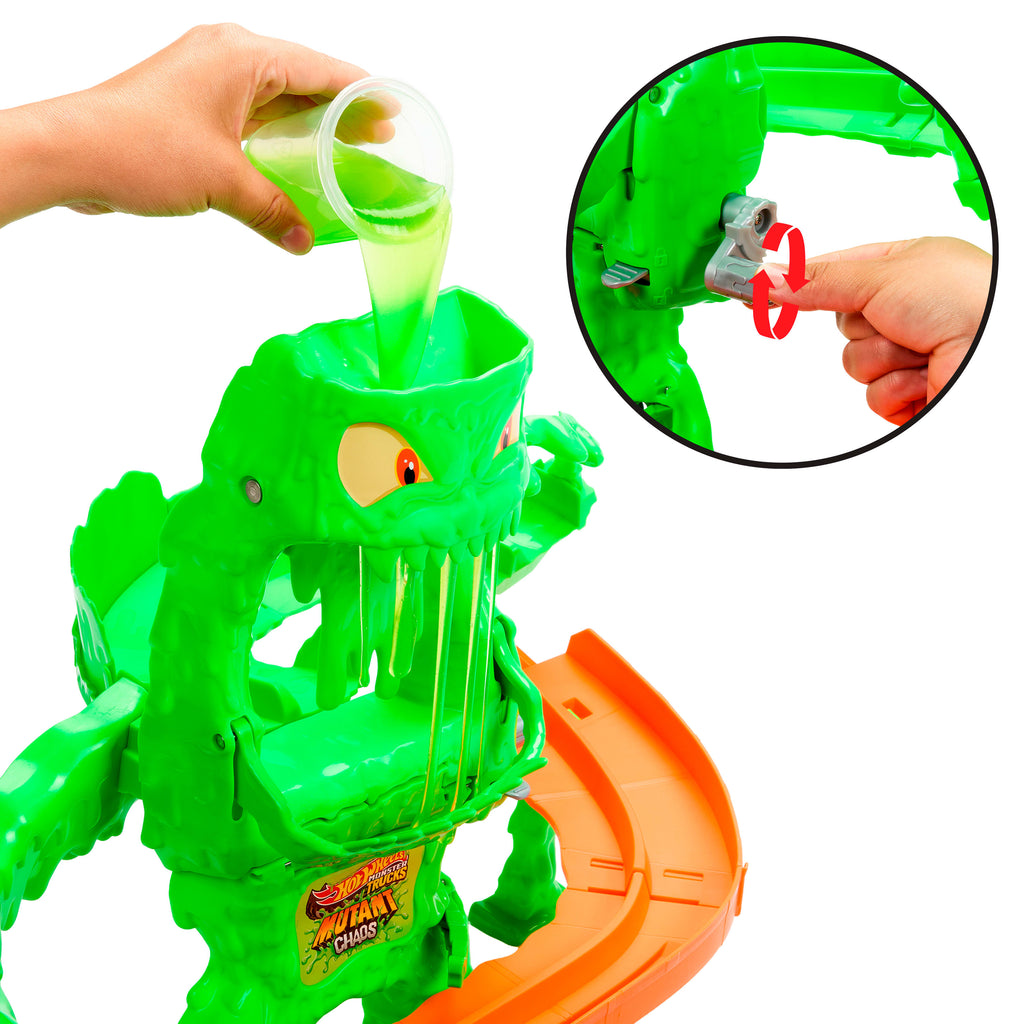 Hot Wheels Monster Trucks Mutant Canavarla Mücadele oyun seti, oyuncak kamyon ve Slime™