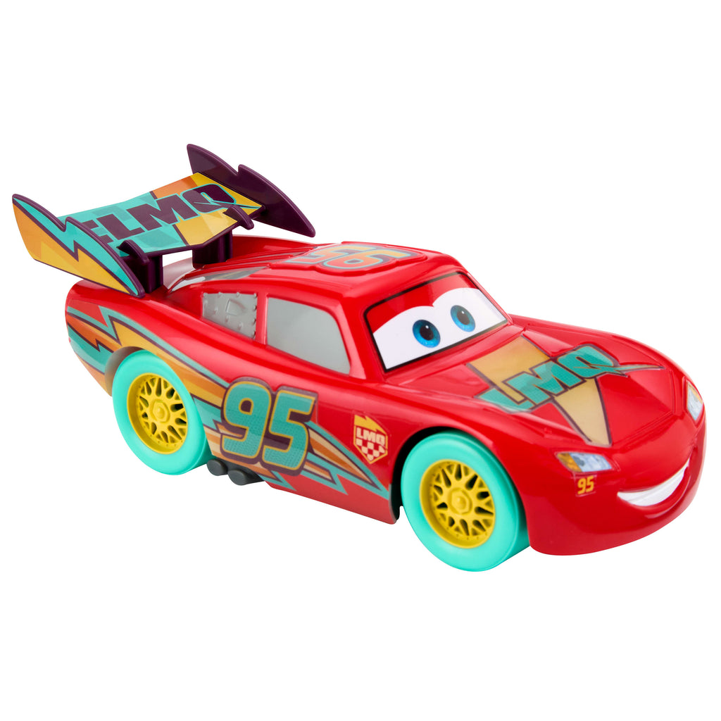 Disney ve Pixar Cars Kutlama Yarışı, ışıklı ve sesli Şimşek McQueen, büyük ölçekli oyuncak araç