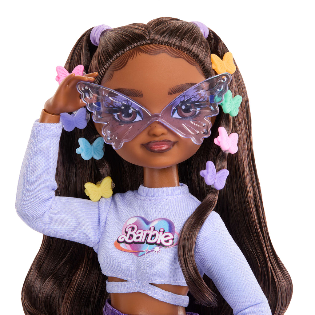 Barbie Dream Besties Hafta Sonu Tatili Brooklyn bebek ve seyahat temalı 7 aksesuar