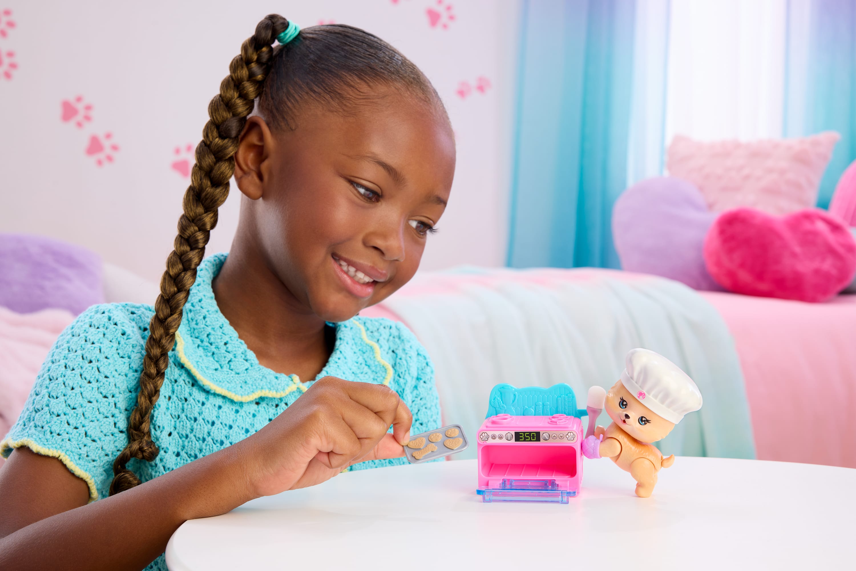 Barbie Dream Squad Evcil Köpek Fırın Temalı (Renk Değiştiren Aksesuarlı)