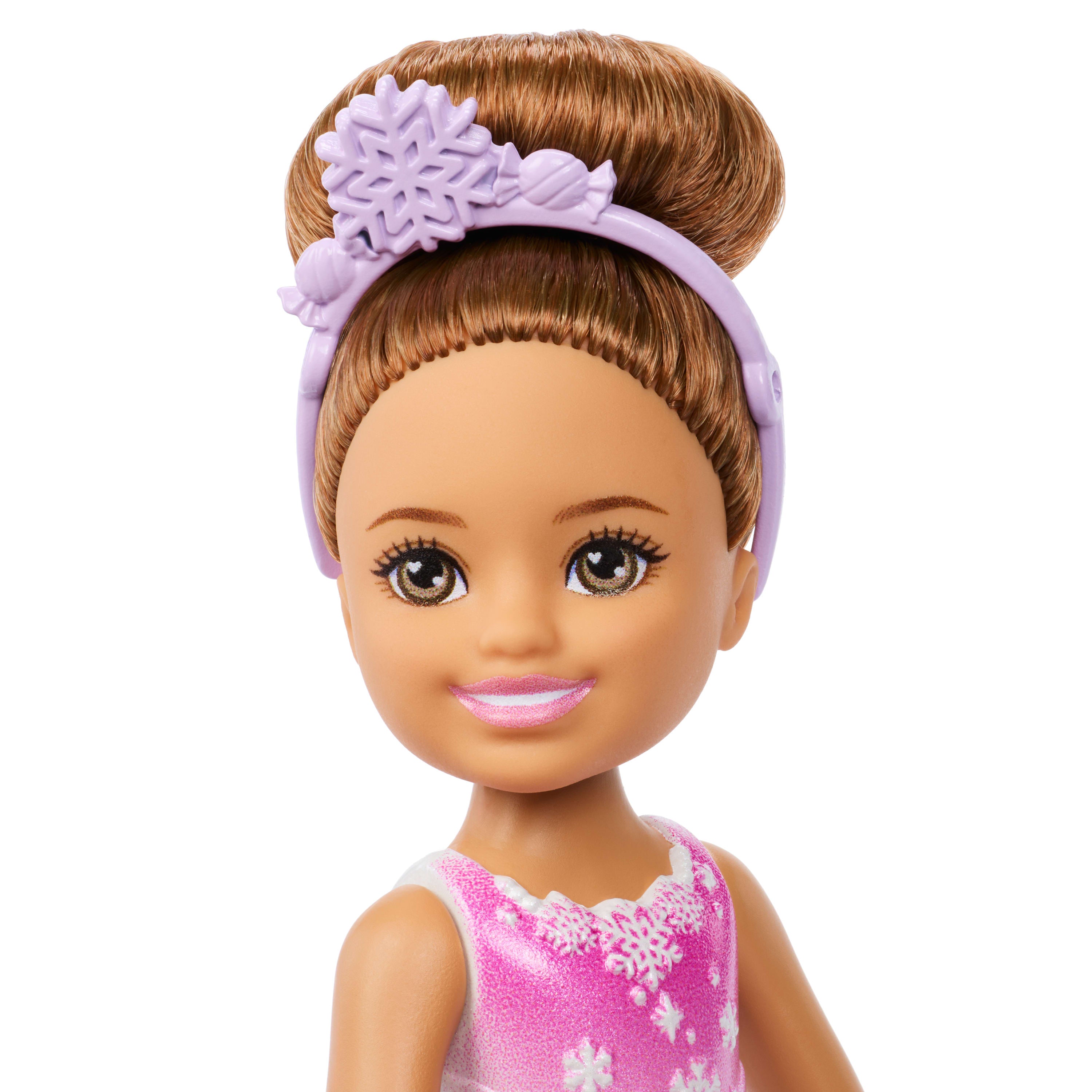 Barbie Fındıkkıran Balesi Balerin Chelsea Bebek