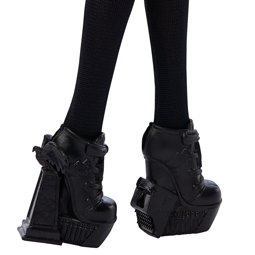 Monster High x Wednesday Addams Bebek